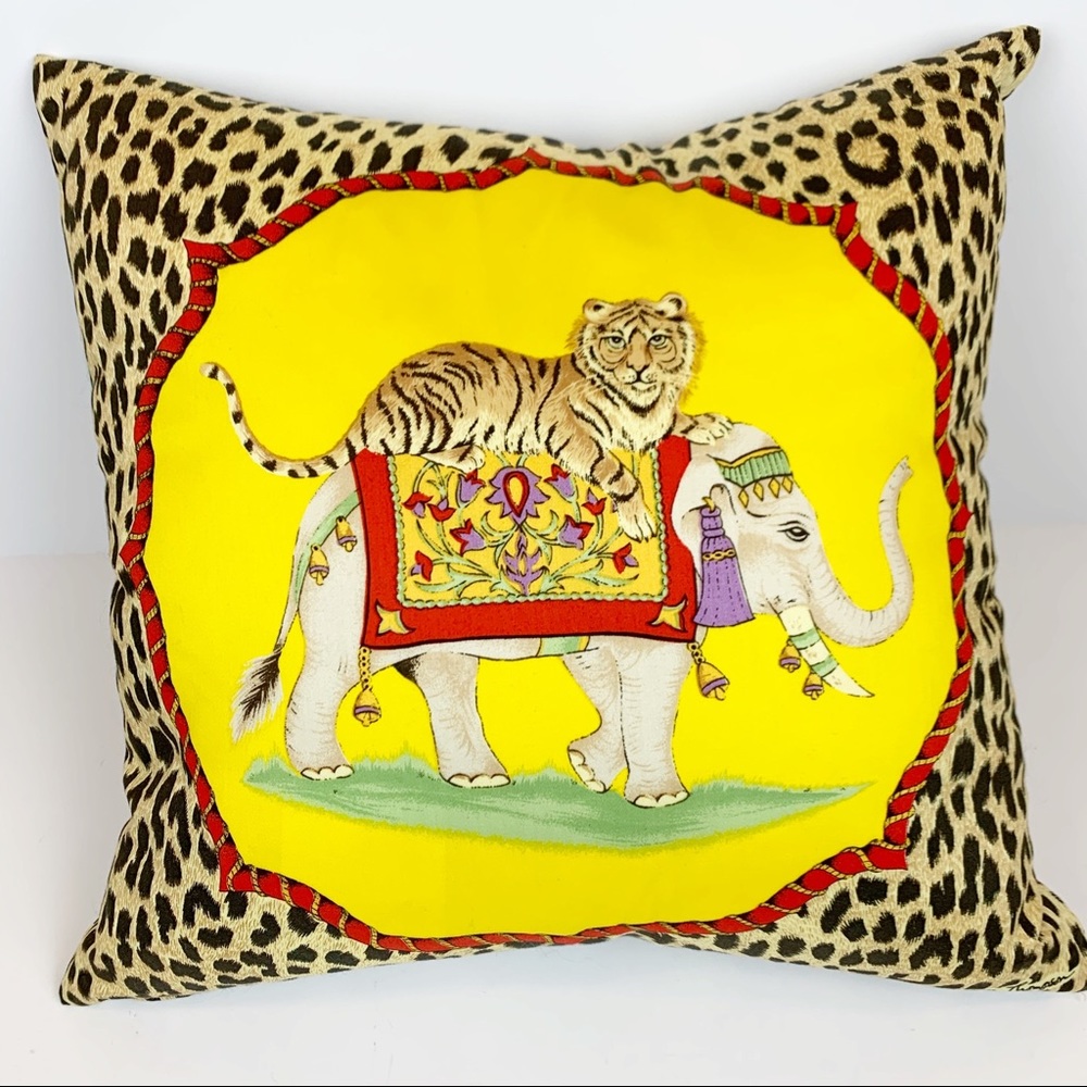 Jim Thompson elephant tiger pillow and case